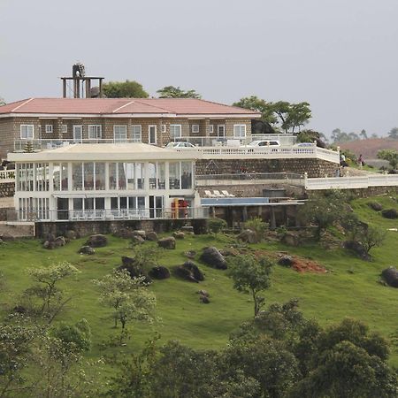Saddle Hill Ranch Hotel Bafut ภายนอก รูปภาพ