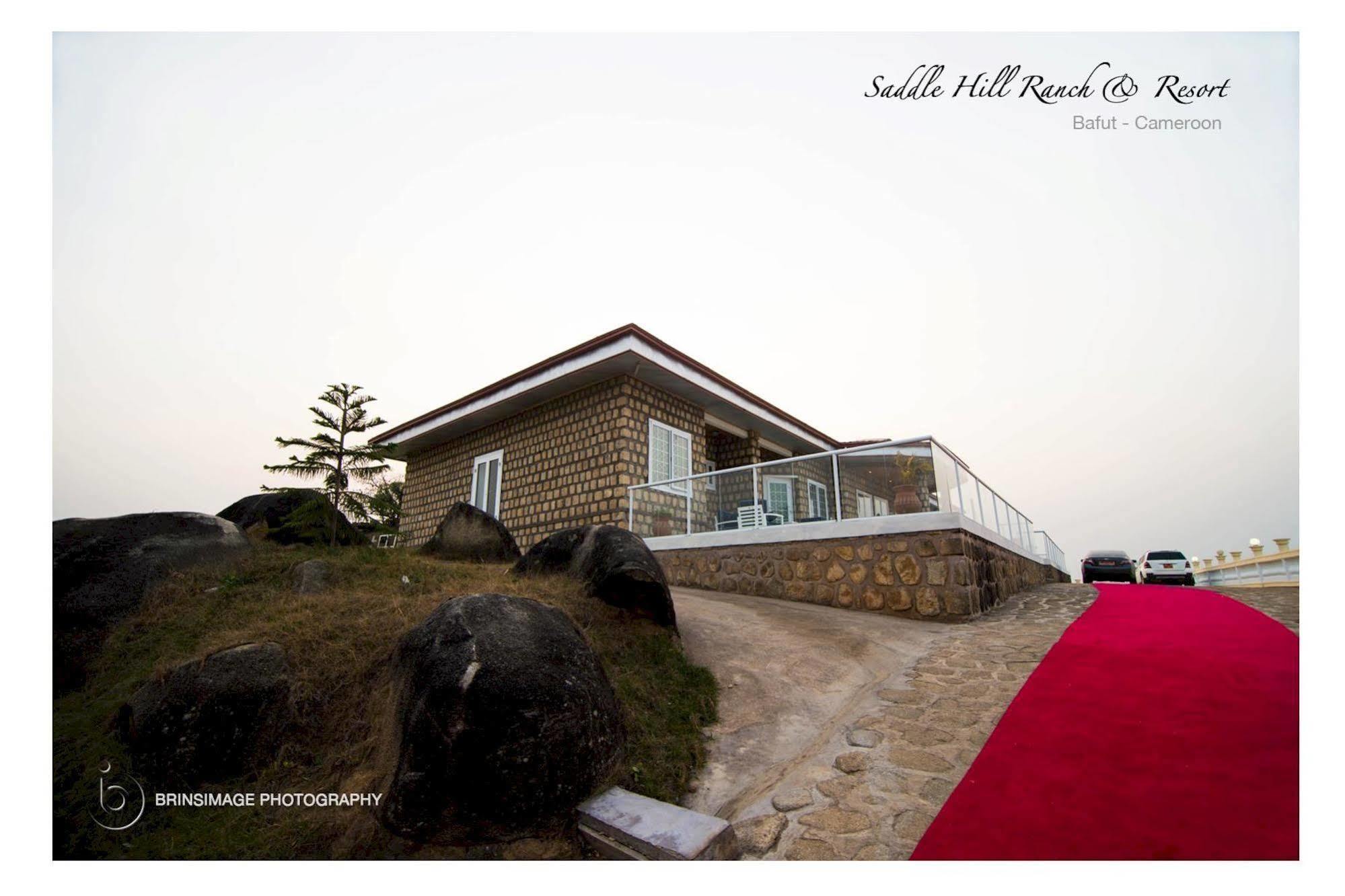 Saddle Hill Ranch Hotel Bafut ภายนอก รูปภาพ